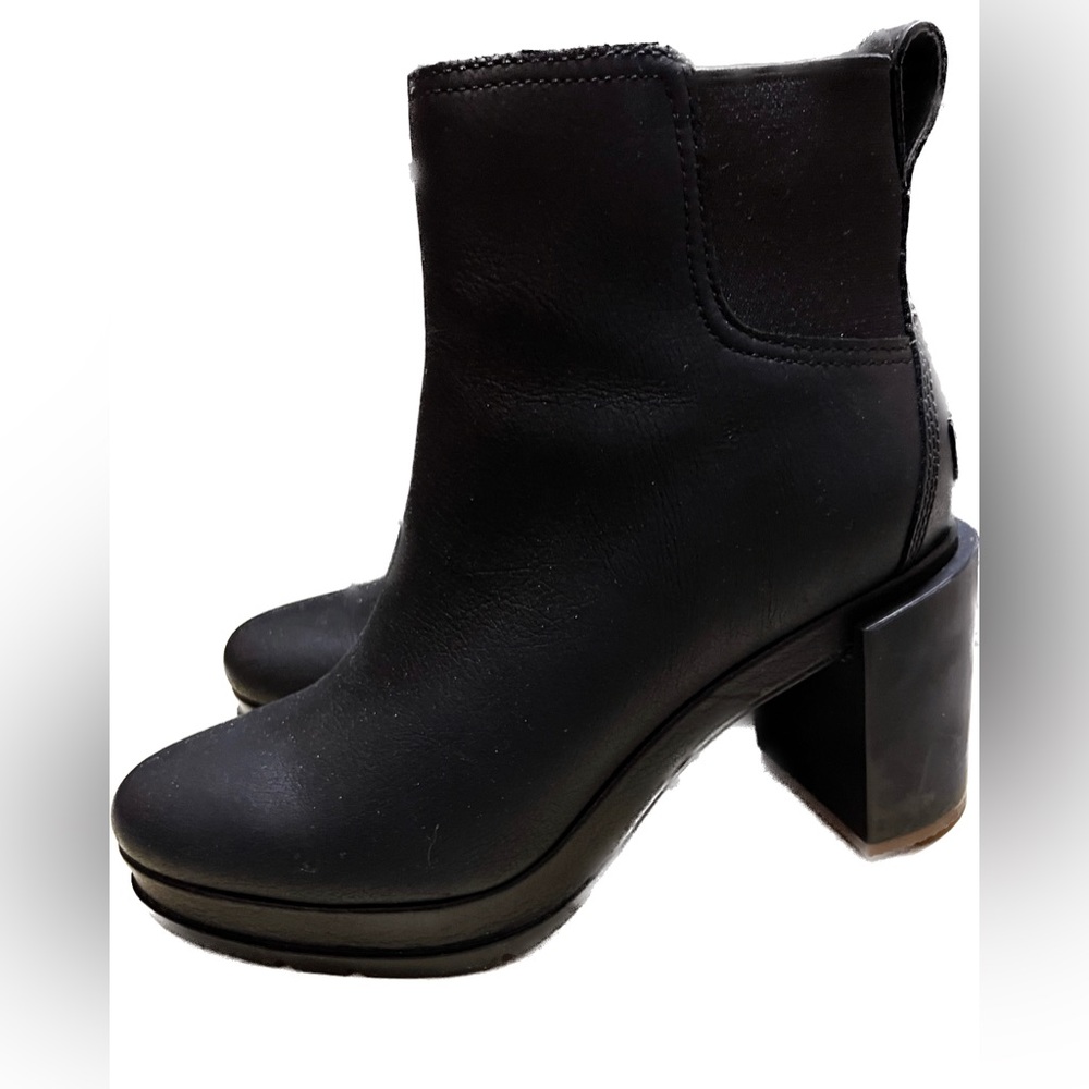 Sorel - booties size 7